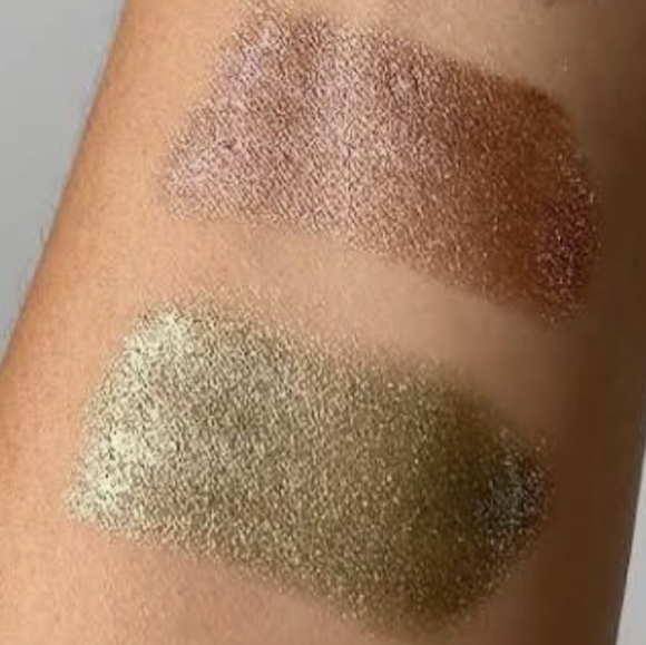 🌟FLIRTY MARTINI Mac DISCONTINUED Eye Shadow Stick NWT - Picture 7 of 9